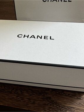 CHANEL White and Black Logo Gift Box